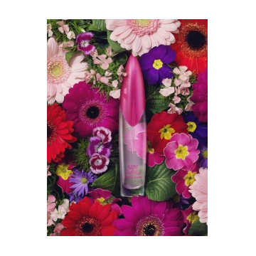 Naomi Campbell Bohemian Garden