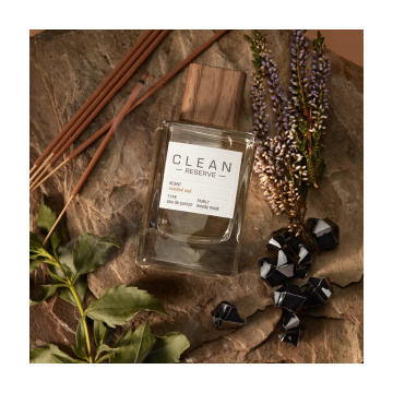 Clean Reserve Seuded Oud